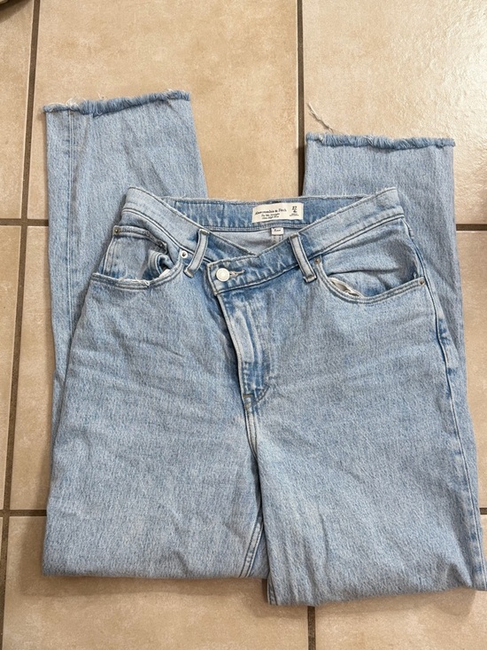 Abercrombie & Fitch Denim - Abercrombie and Fitch Ultra High Rise Criss Cross Waist Jeans